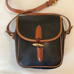 Dooney & Bourke vintage crossbody